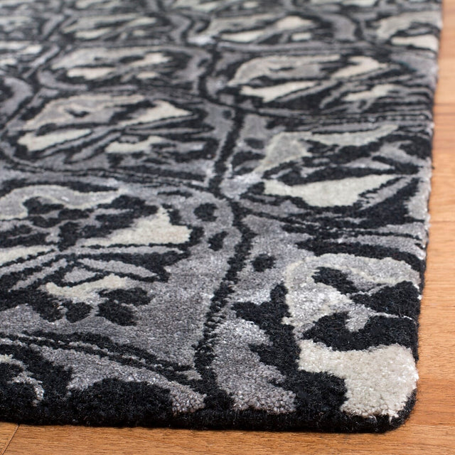 Safavieh Allure Alr419Z Ivory / Black Rugs.