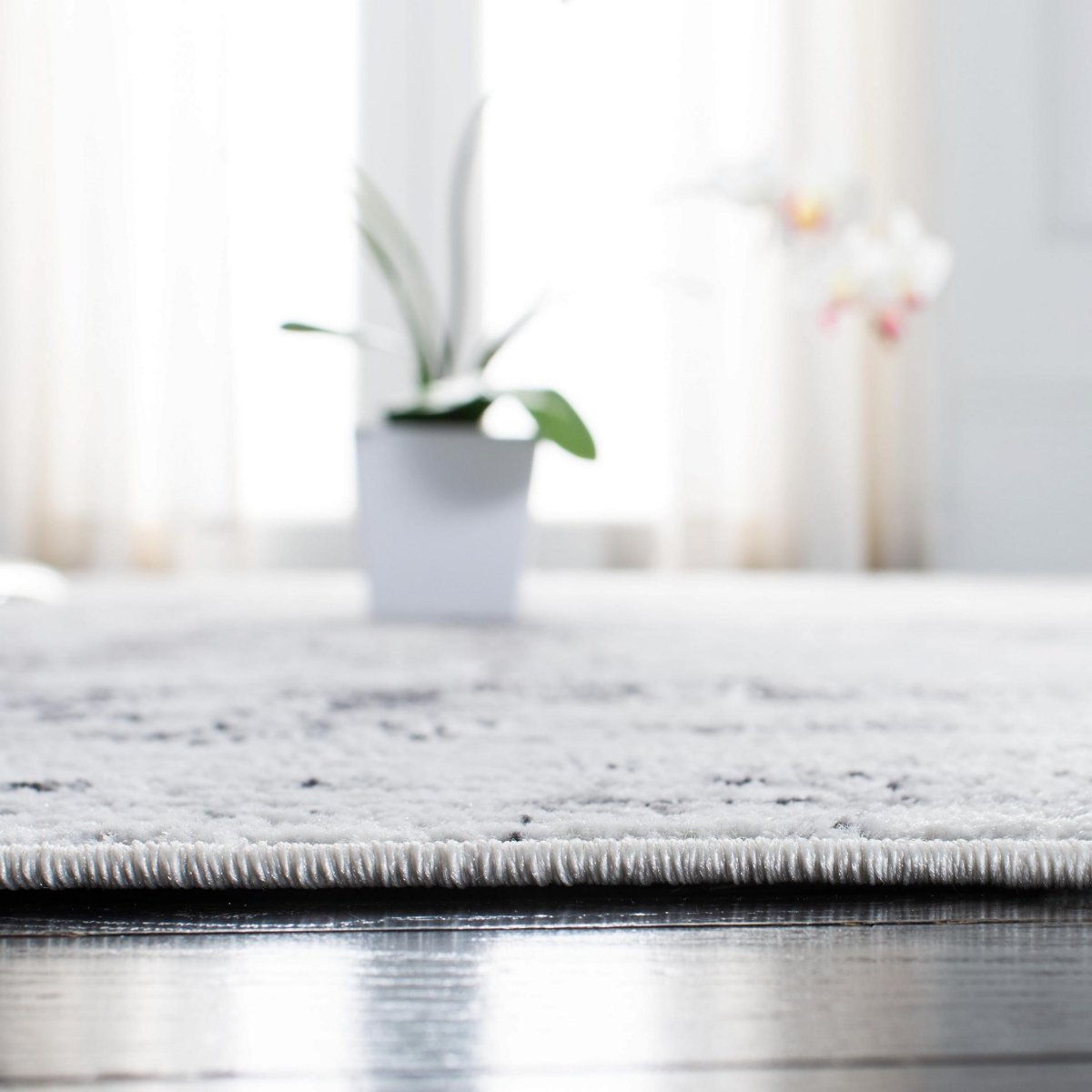 Safavieh Amelia Ala700C Ivory/Grey Rugs.