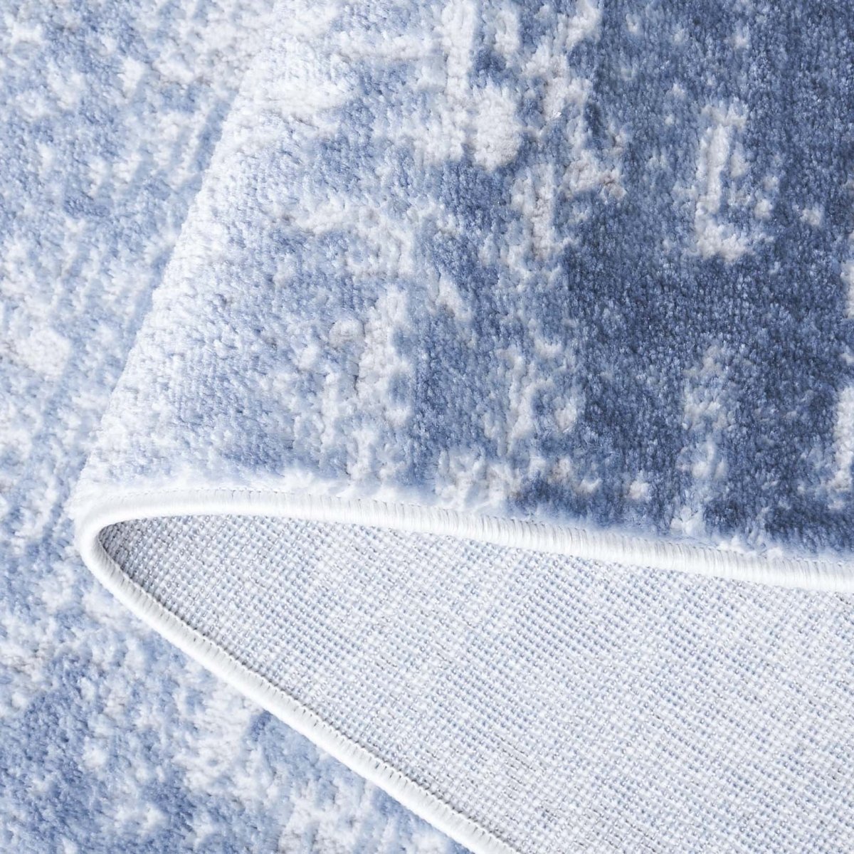 Safavieh Amelia Ala700D Ivory/Steel Blue Rug.