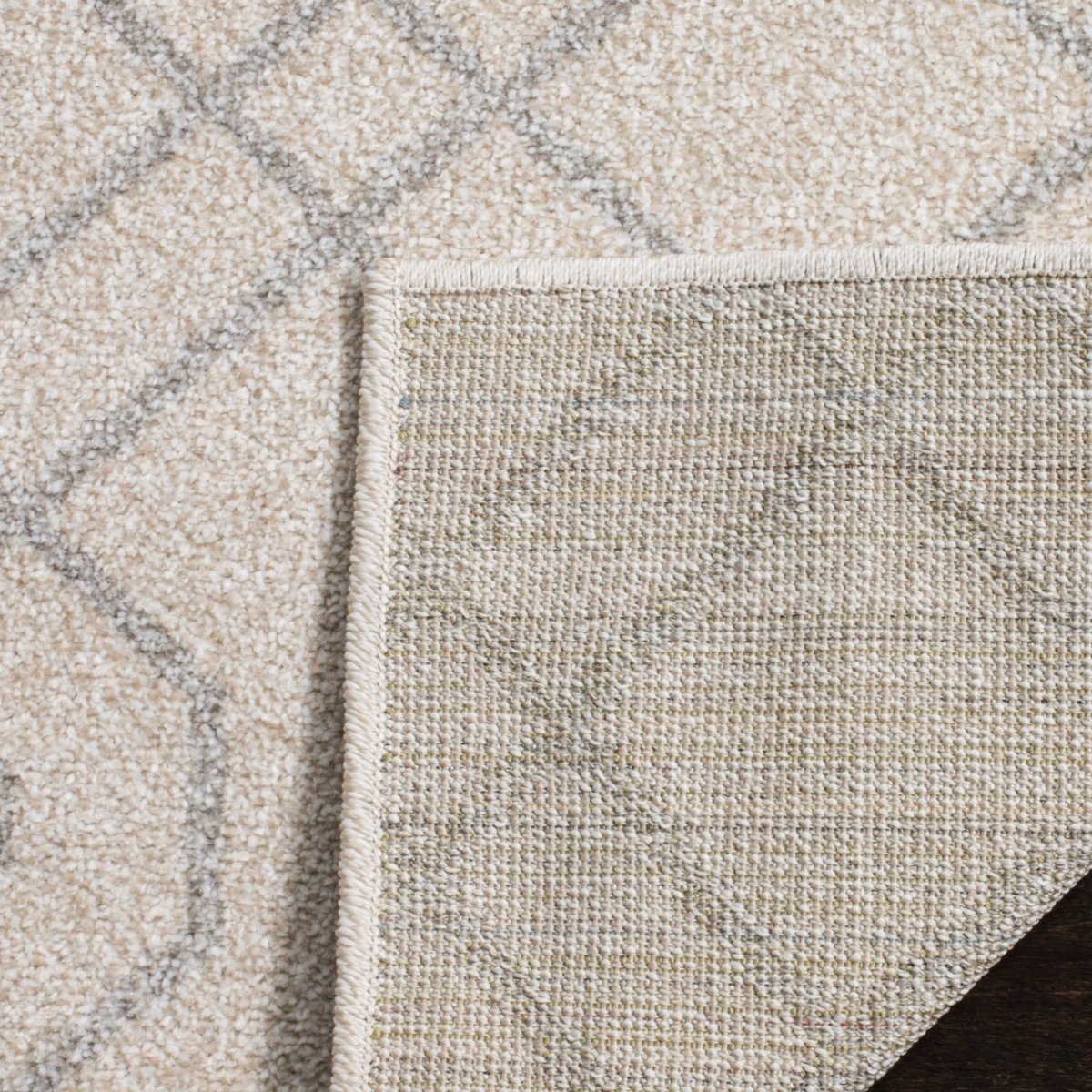 Safavieh Amherst Amt407K Ivory/Light Grey Rug.