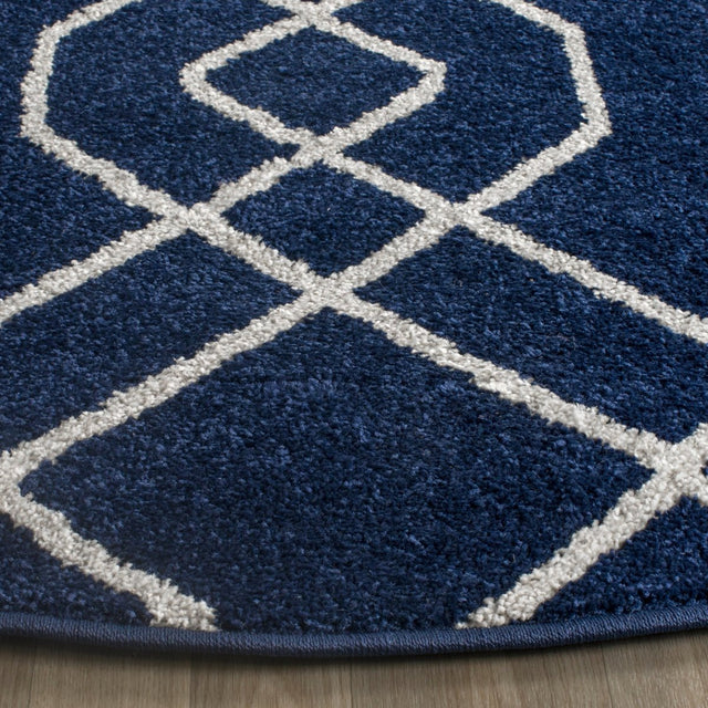 Safavieh Amherst Amt407P Navy/Beige Rug.
