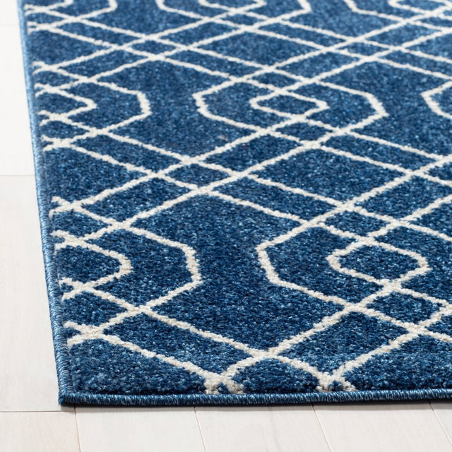 Safavieh Amherst Amt407P Navy/Beige Rug.