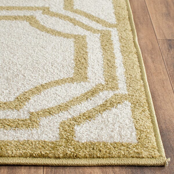 Safavieh Amherst Amt411A Ivory / Light Green Rugs.