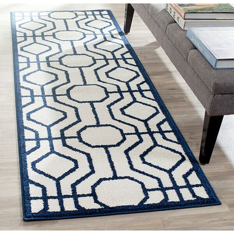 Safavieh Amherst Amt416M Ivory / Navy Rugs.