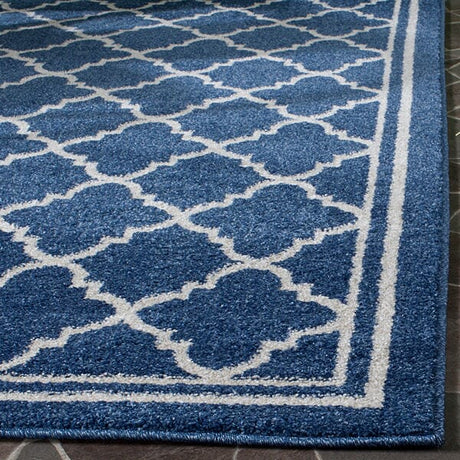 Safavieh Amherst Amt422P Navy / Beige Rugs.