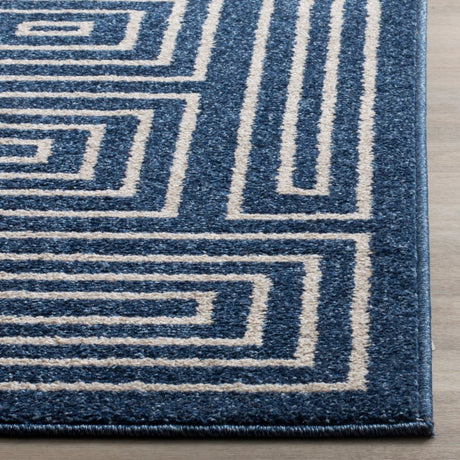 Safavieh Amherst Amt430P Navy/Ivory Rug.