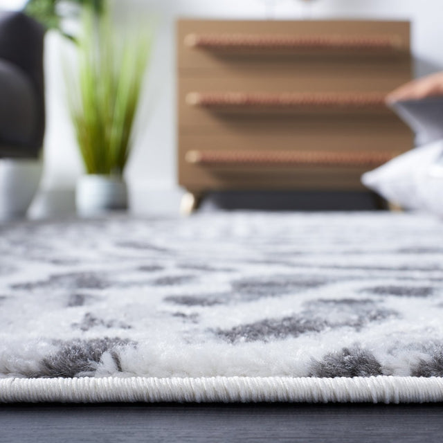 Safavieh Amsterdam Ams187F Ivory/Grey Rug.