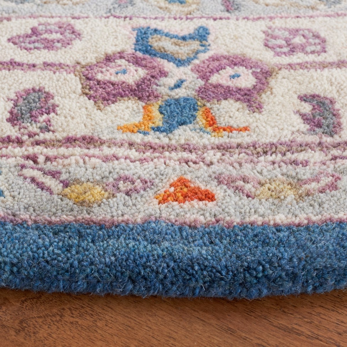 Safavieh Anatolia An513M Blue/Ivory Rug.