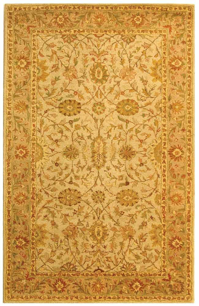 Safavieh Antiquities at17a Ivory / Light Green Rugs.
