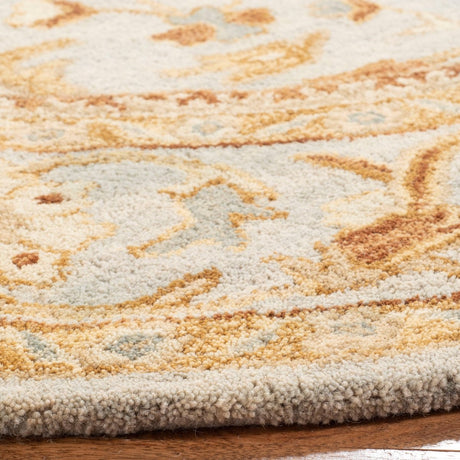 Safavieh Antiquity At60A Light Grey Rugs.