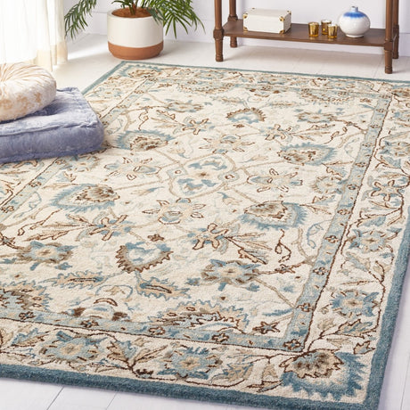 Safavieh Antiquity At65J Peacock/Blue Rug.