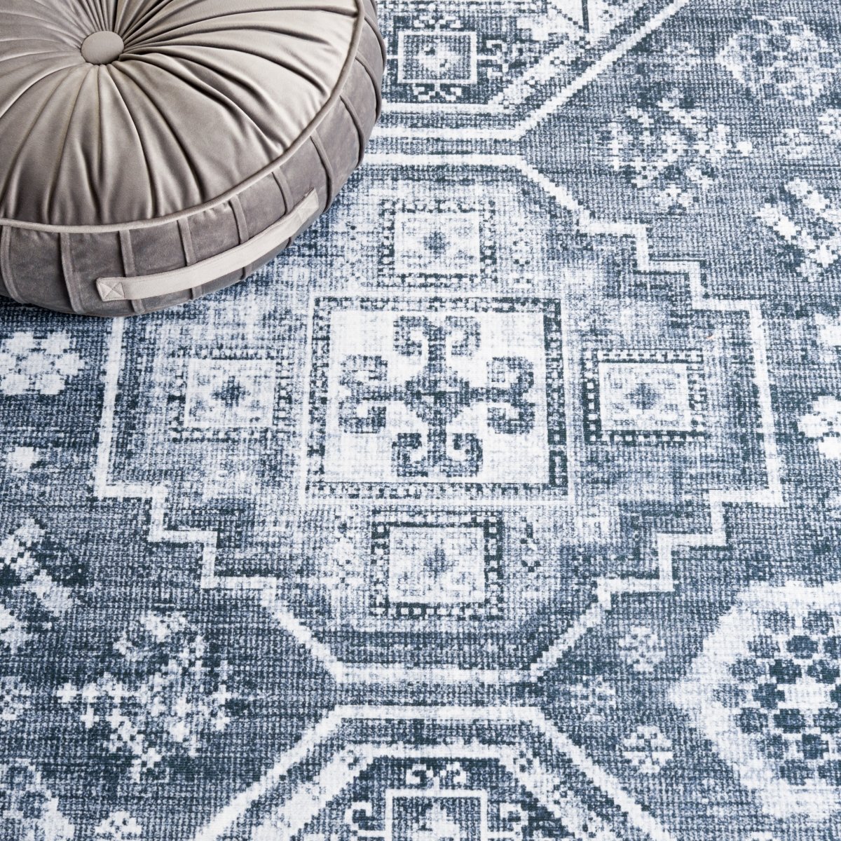 Safavieh Arizona Arz108F Grey Green/Ivory Rug.