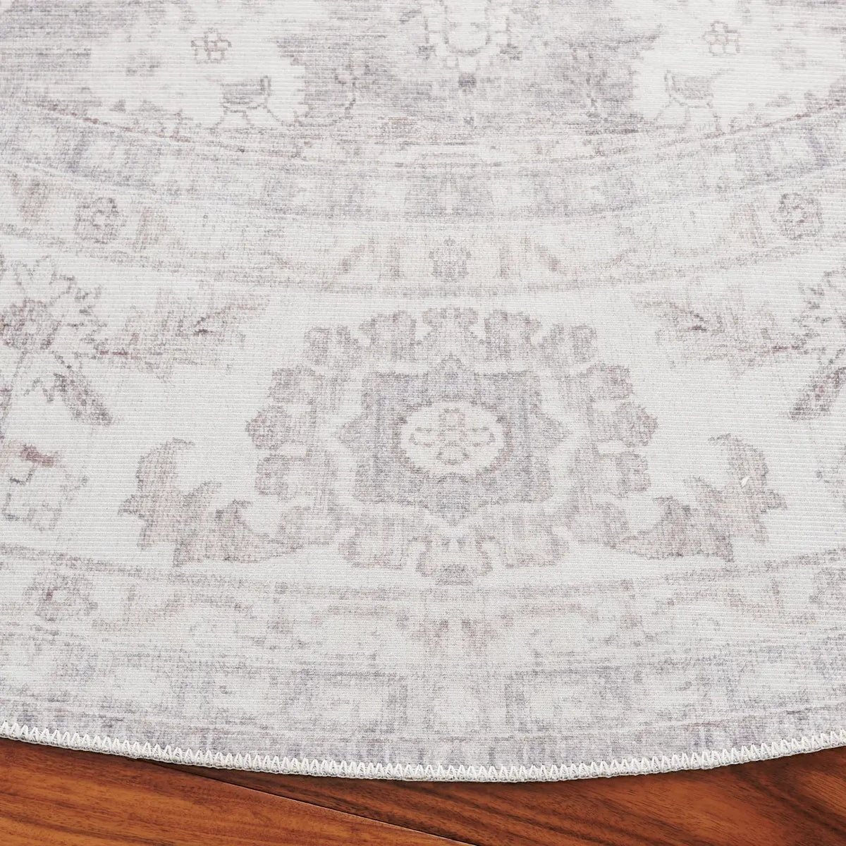 Safavieh Arizona 6'-0" x 6'-0" Rug in Grey / Ivory