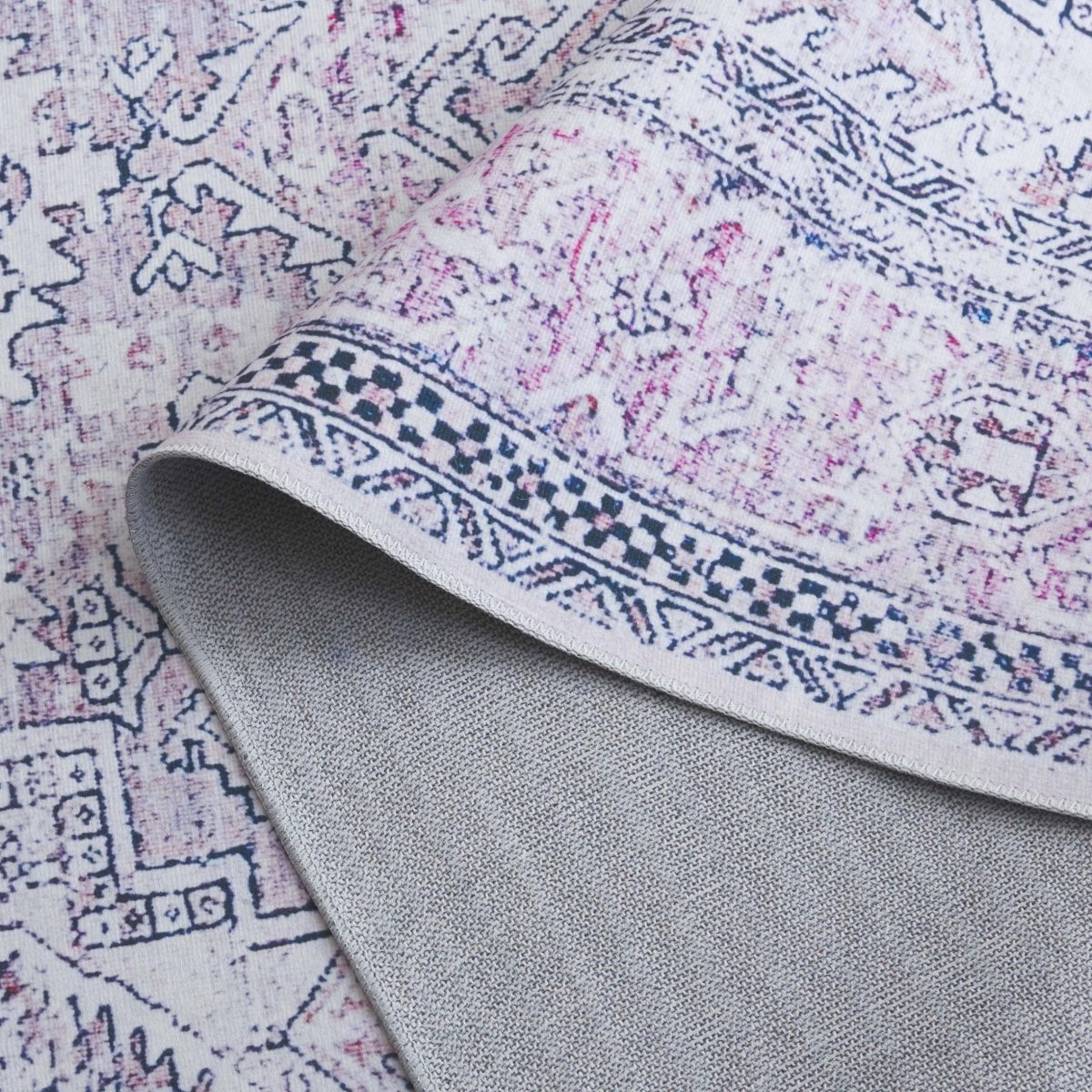 Safavieh Arizona Arz223U Pink/Beige Rug.