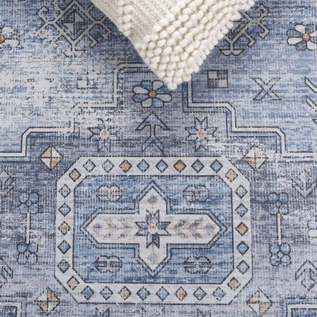 Safavieh Arizona Arz242M Blue/Light Blue Rug.