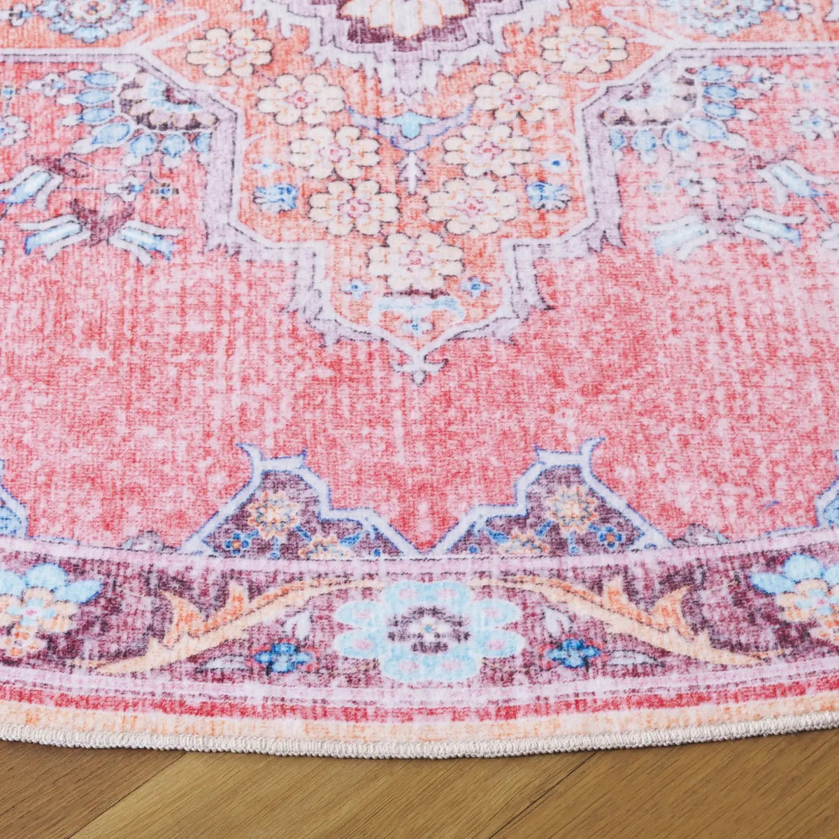Safavieh Arizona 6'-0" x 6'-0" Rug in Pink / Beige