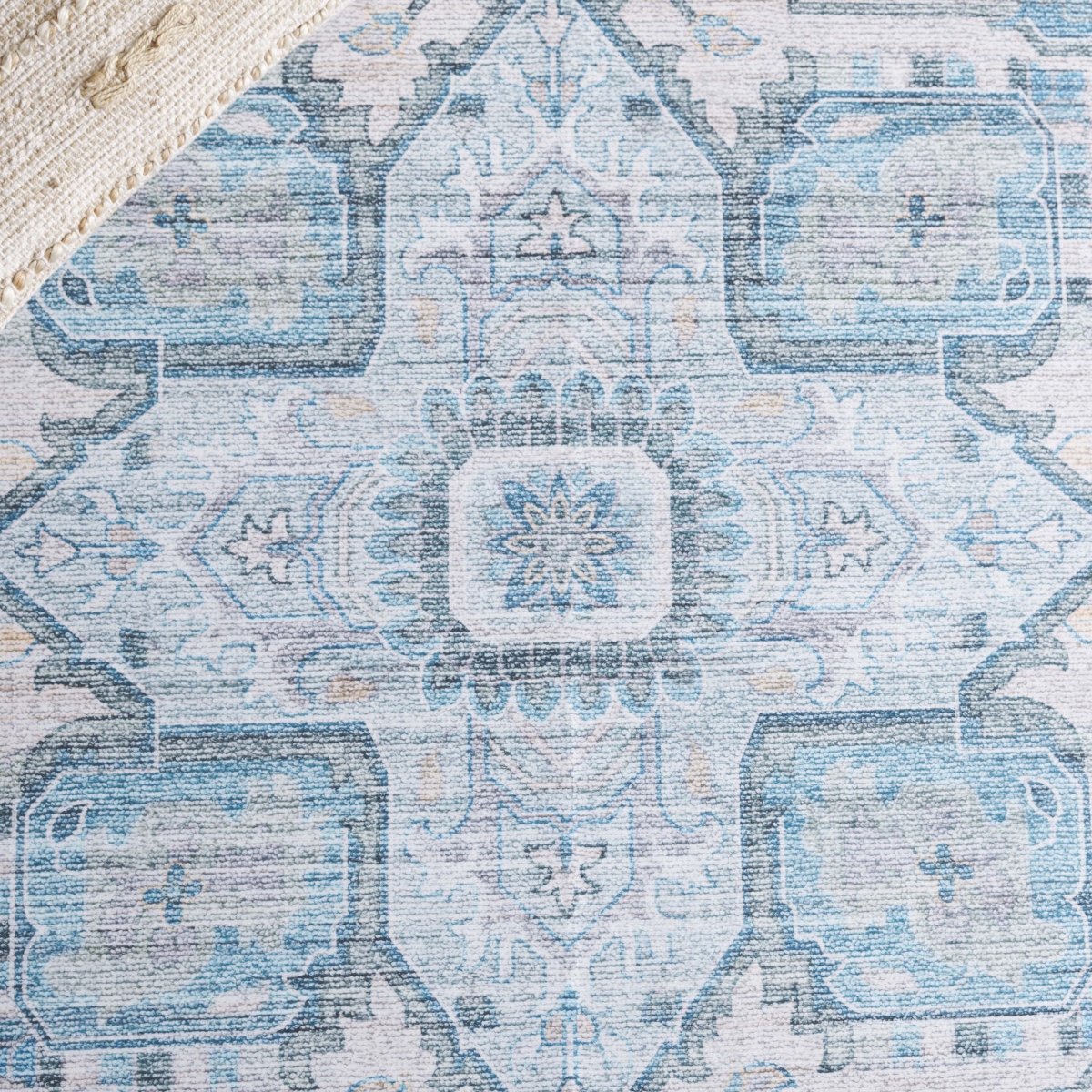 Safavieh Arizona Arz913B Grey/Turquoise Rug.