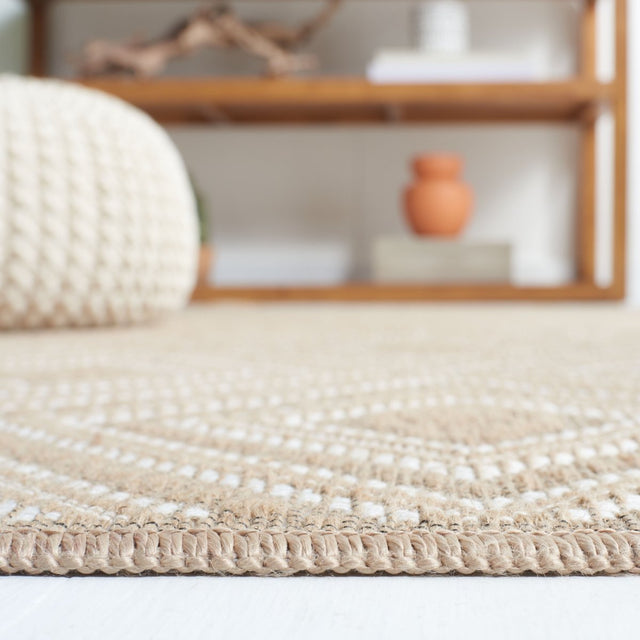 Safavieh Aspect Ape408B Natural/Ivory Rug.
