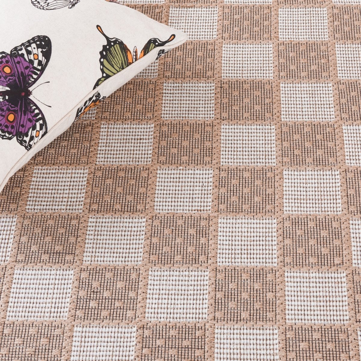 Safavieh Aspect Ape458B Natural/Ivory Rug.