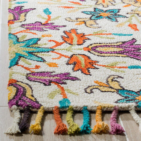 Safavieh Aspen Apn115A Ivory / Purple Rugs.