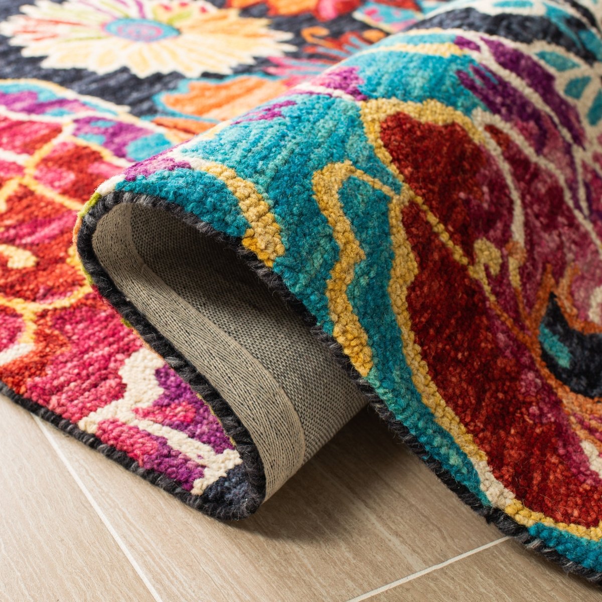 Safavieh Aspen Apn520H Charcoal/Blue Rug.