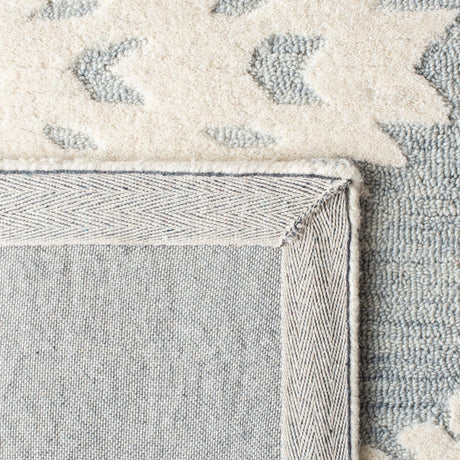 Safavieh Aspen Apn550H Light Grey/Ivory Rugs.