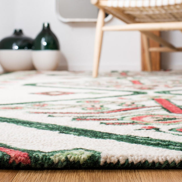 Safavieh Aspen Apn703B Ivory/Green Rugs.