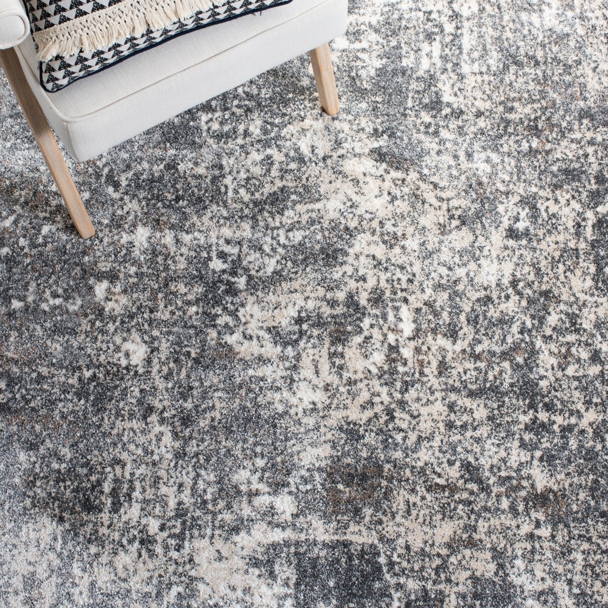 Safavieh Aston Asn705F Grey/Ivory Rug.