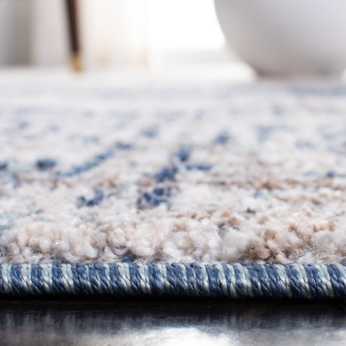 Safavieh Aston Asn712F Grey/Navy Rugs.