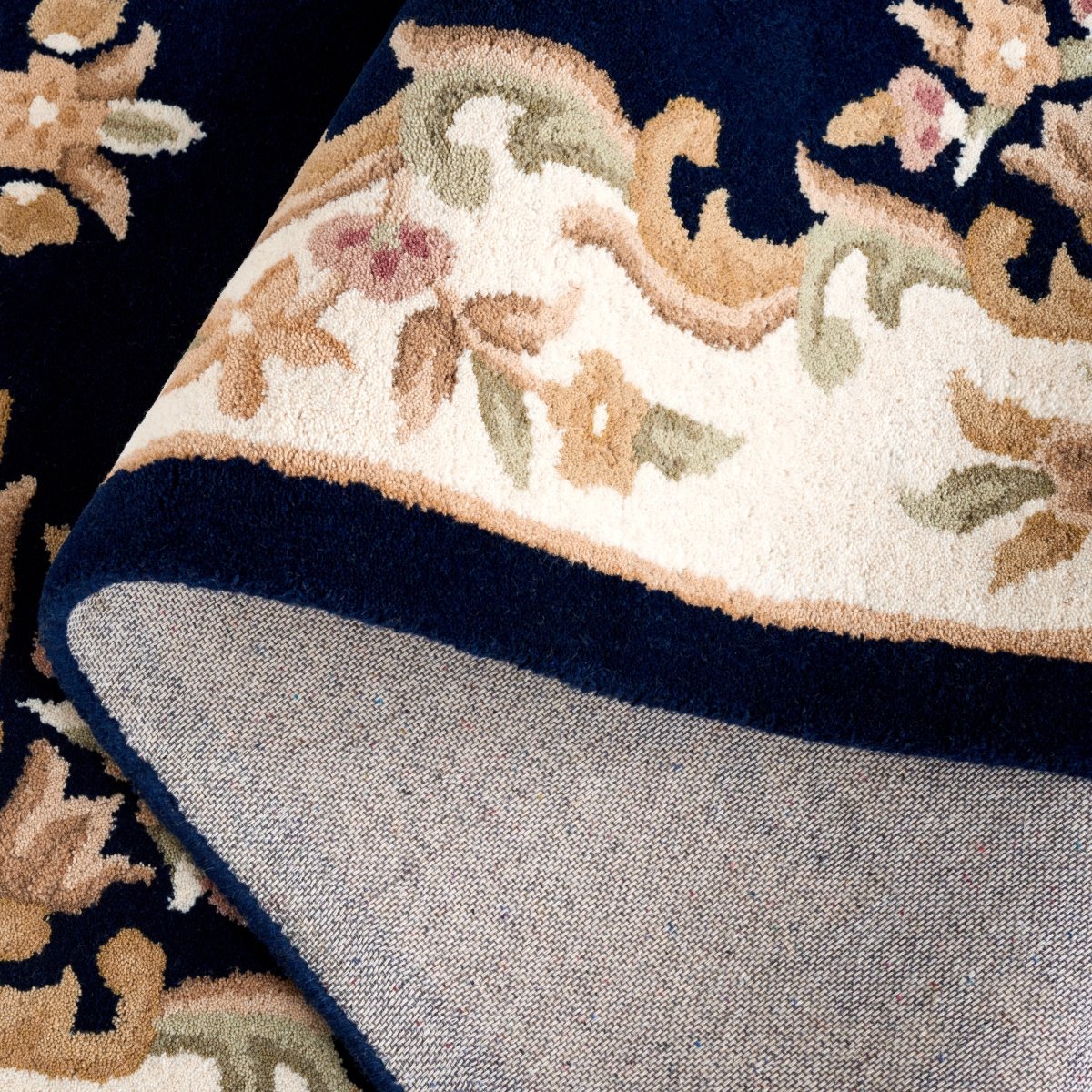 Safavieh Aubusson Aub301N Navy/Ivory Rug.