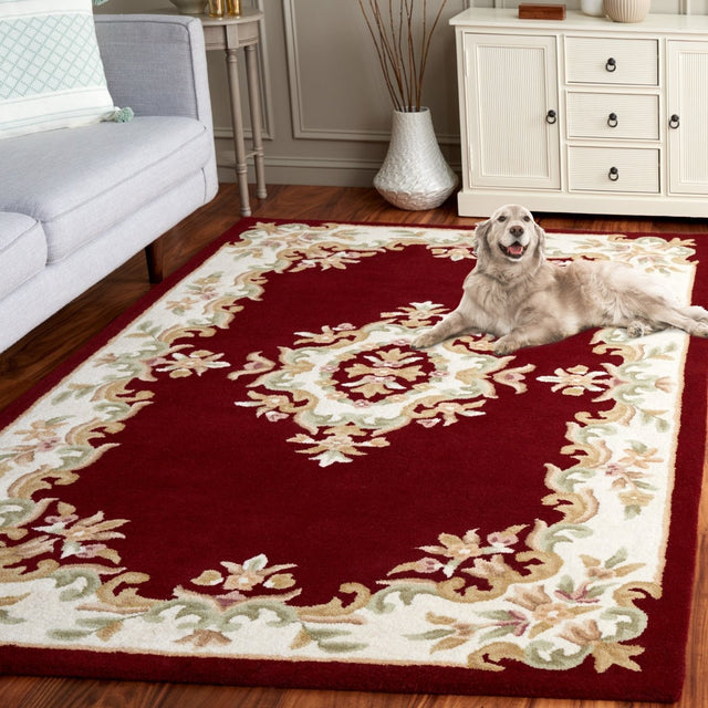 Safavieh Aubusson Aub301Q Red/Ivory Rug.