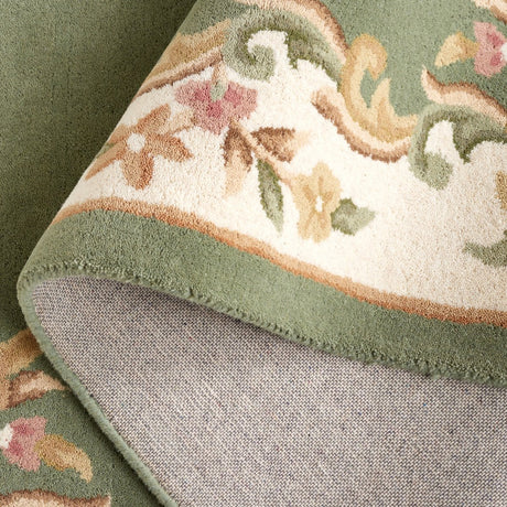 Safavieh Aubusson Aub301Y Green/Ivory Rug.