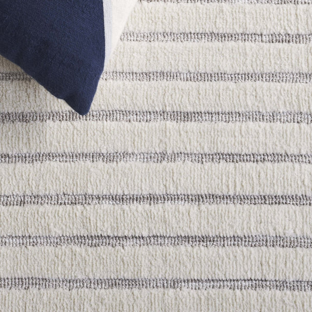 Safavieh Audrey Aud108F Grey/Ivory Rug.