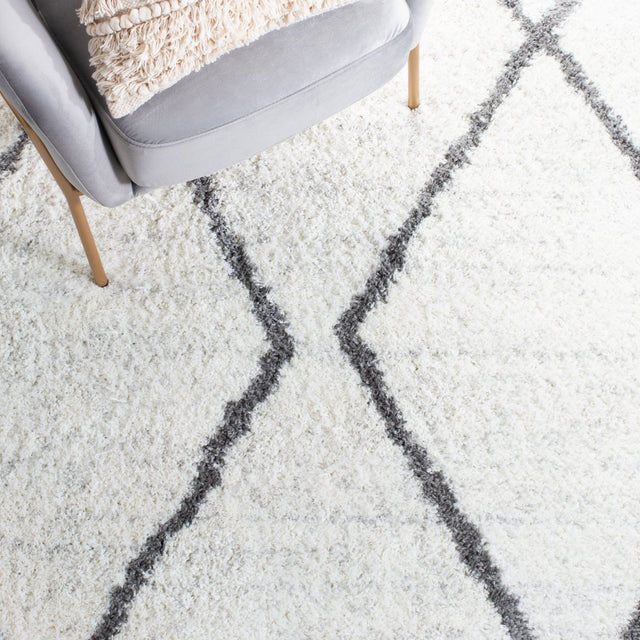 Safavieh August Shag Aug582A Ivory/Grey Rugs.
