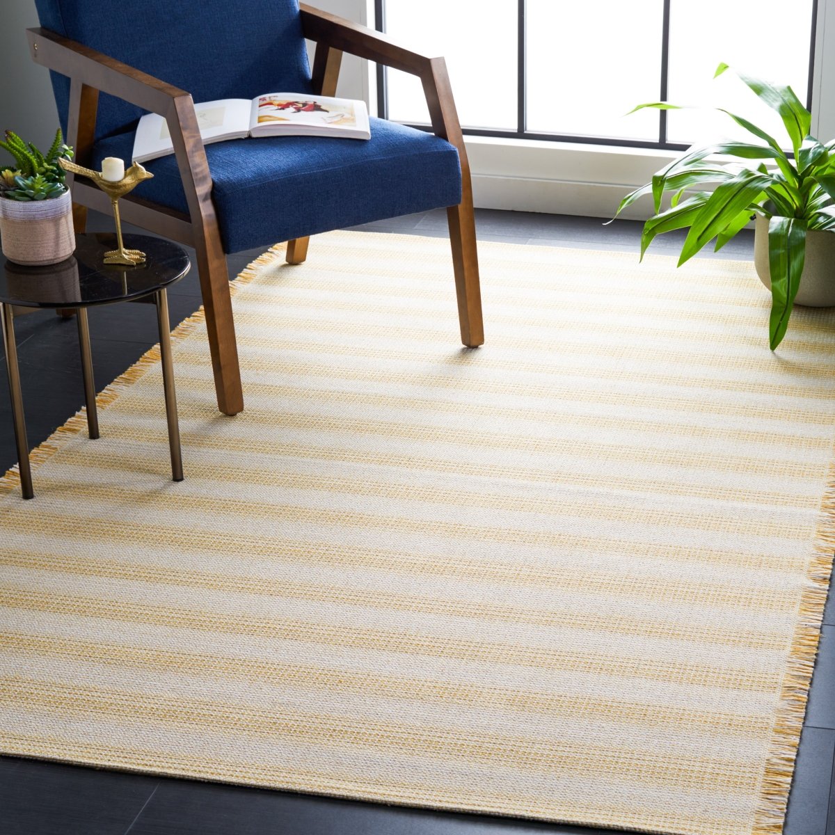 Safavieh Augustine Agt501C Ivory/Yellow Rug.