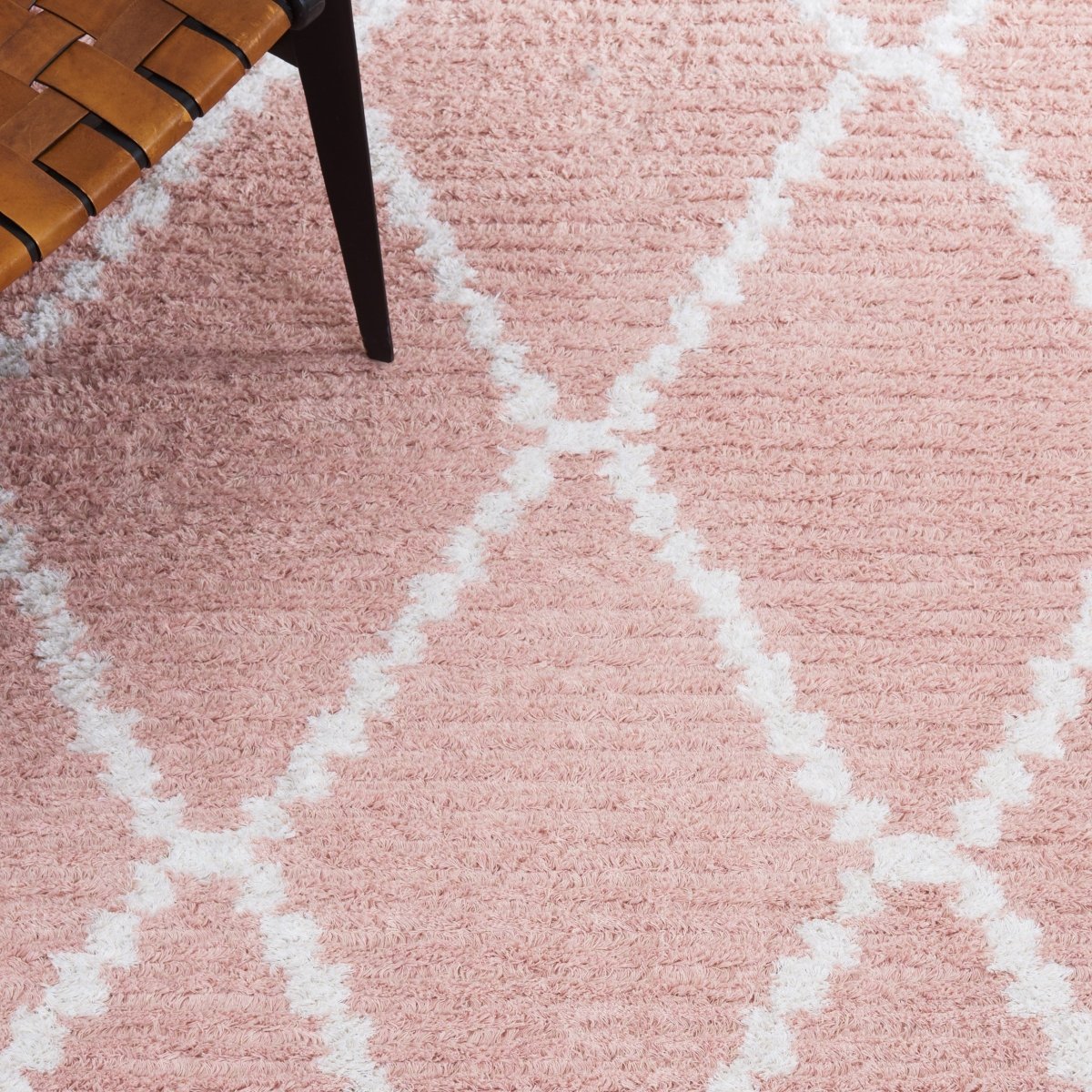 Safavieh Augustine Agt829U Pink/Ivory Rug.