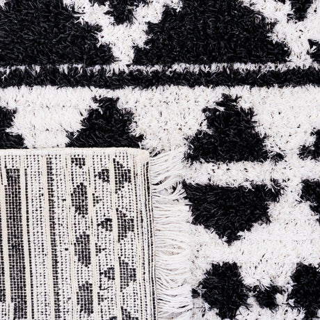 Safavieh Augustine Agt847Z Black/Ivory Rug.