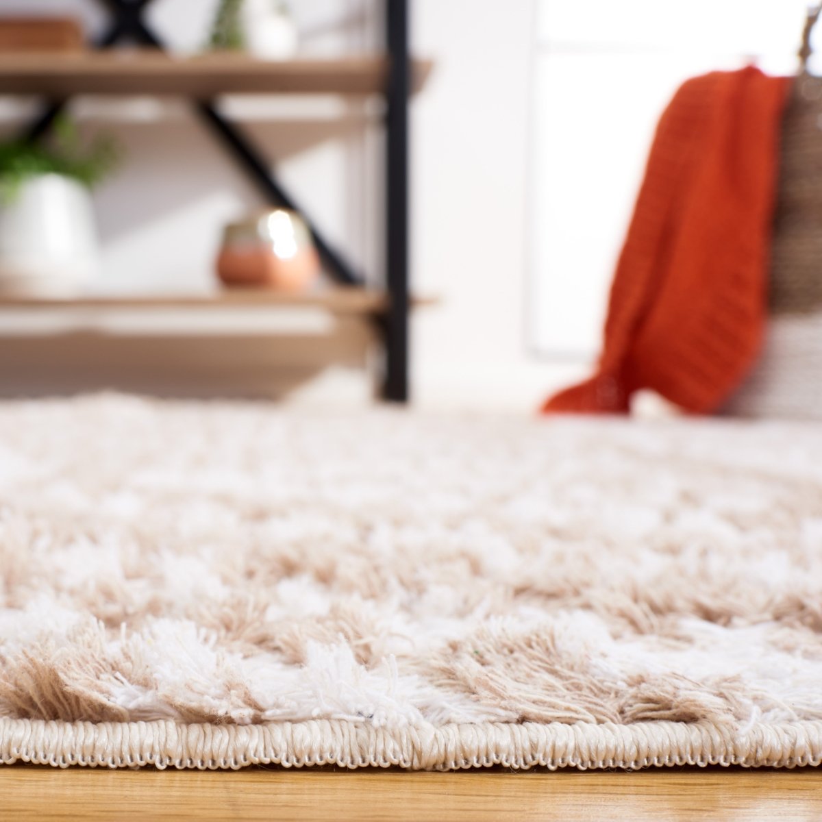 Safavieh Augustine Agt849B Beige/Ivory Rug.