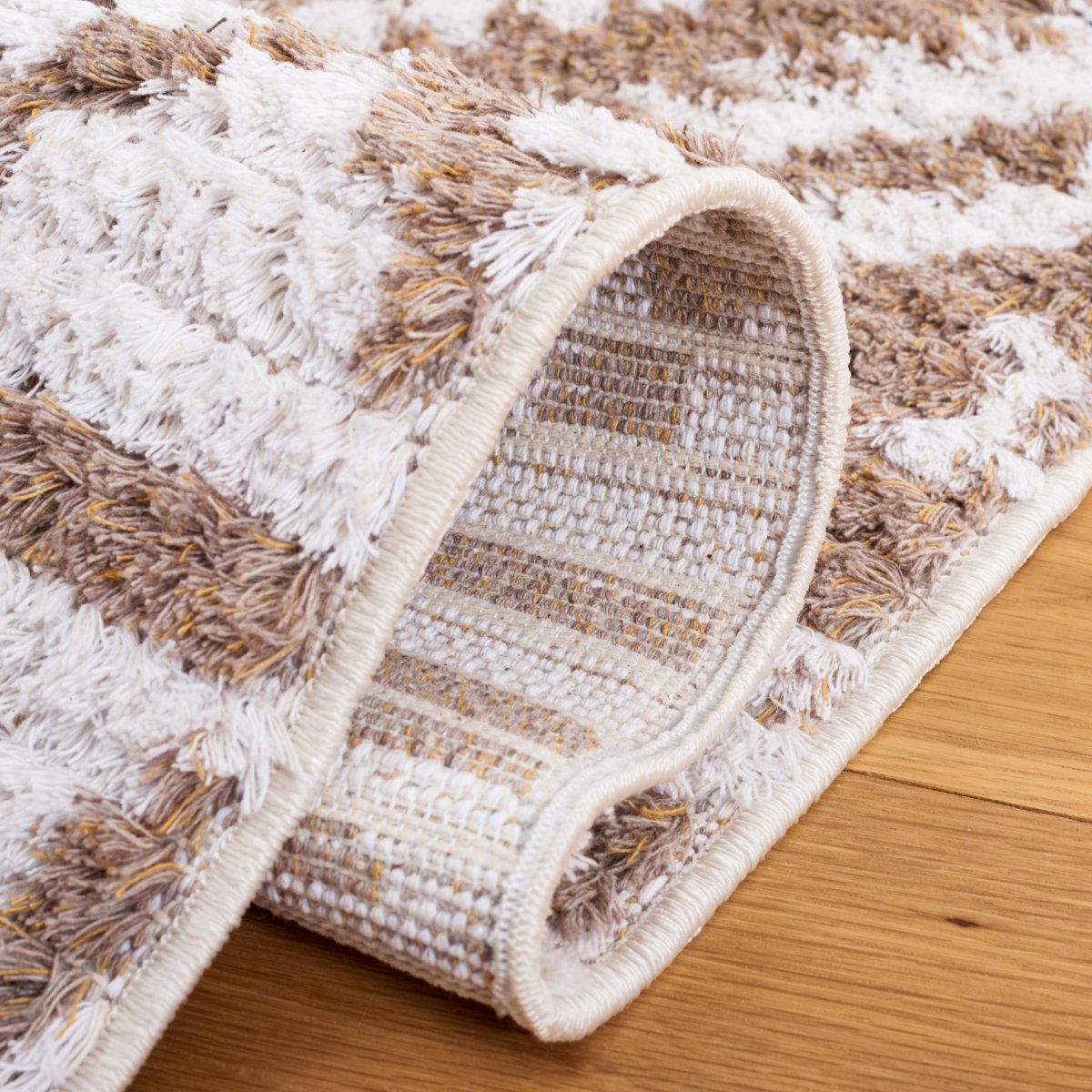 Safavieh Augustine Agt849E Taupe/Ivory Rug.