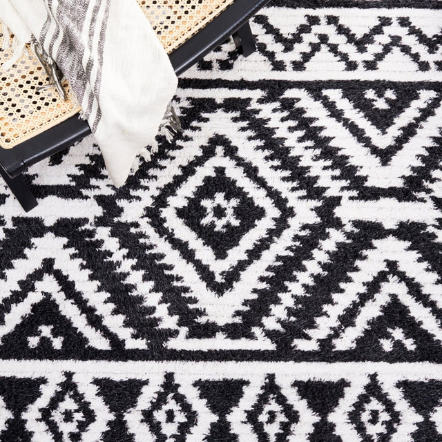 Safavieh Augustine Agt849Z Black/Ivory Rug.