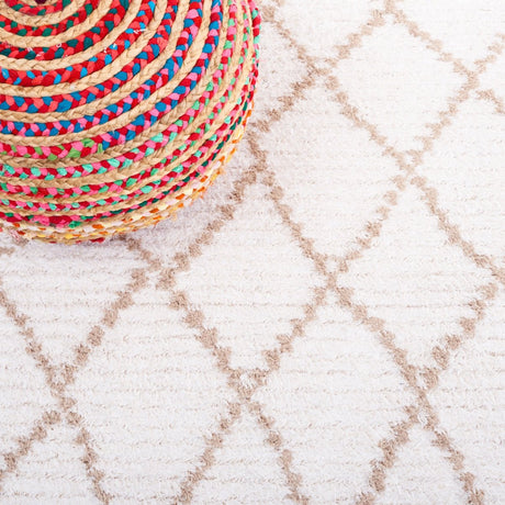 Safavieh Augustine Agt850A Ivory/Beige Rug.