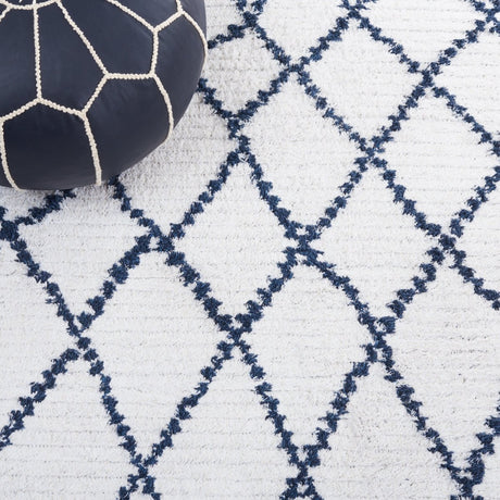 Safavieh Augustine Agt850N Ivory/Navy Rug.