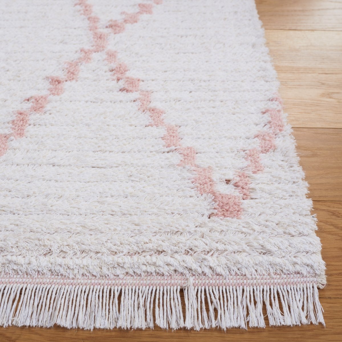 Safavieh Augustine Agt850U Ivory/Pink Rug.