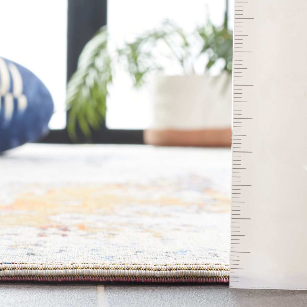 Safavieh Barbados Bar537A Ivory/Blue Rust Rug.