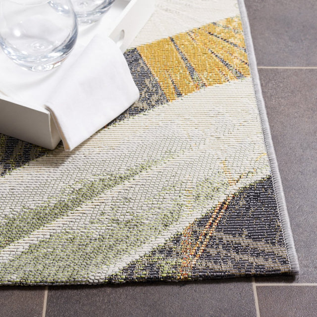 Safavieh Barbados Bar549Z Black Green/Gold Rug.