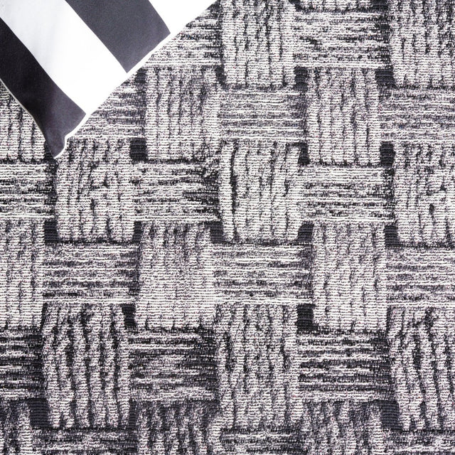 Safavieh Barbados Bar557Z Black/Ivory Rug.