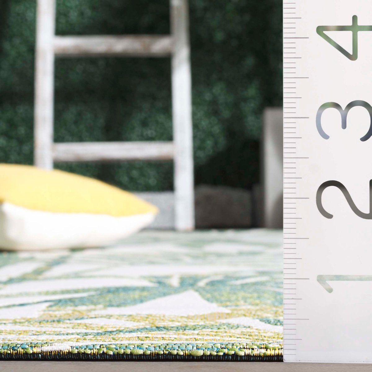 Safavieh Barbados Bar561A Ivory/Green Rug.