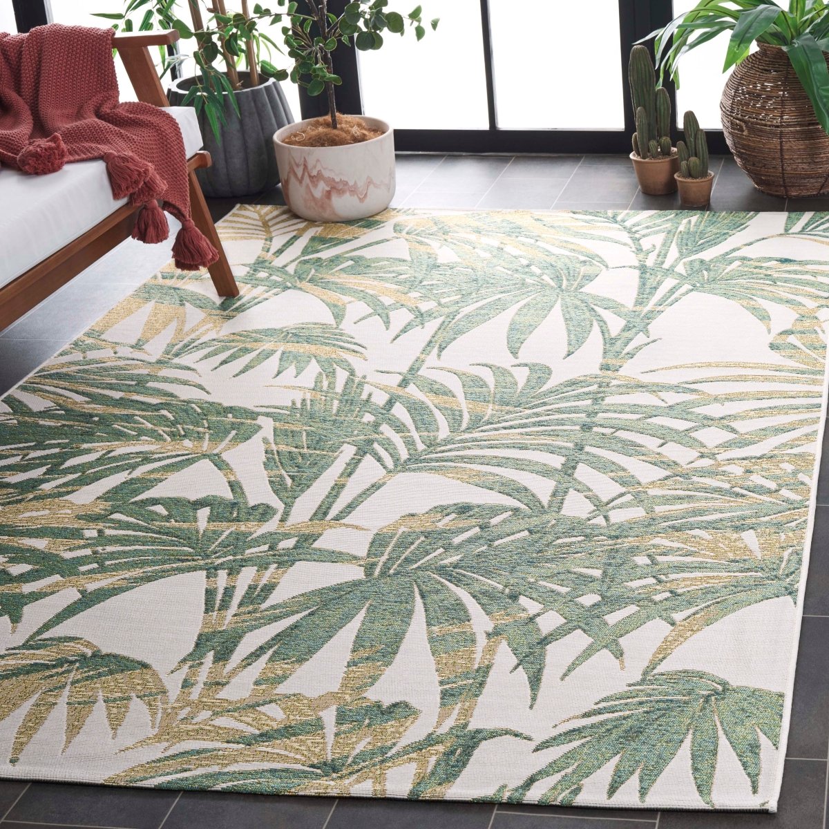 Safavieh Barbados Bar561A Ivory/Green Rug.