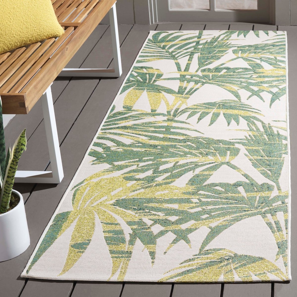 Safavieh Barbados Bar561A Ivory/Green Rug.