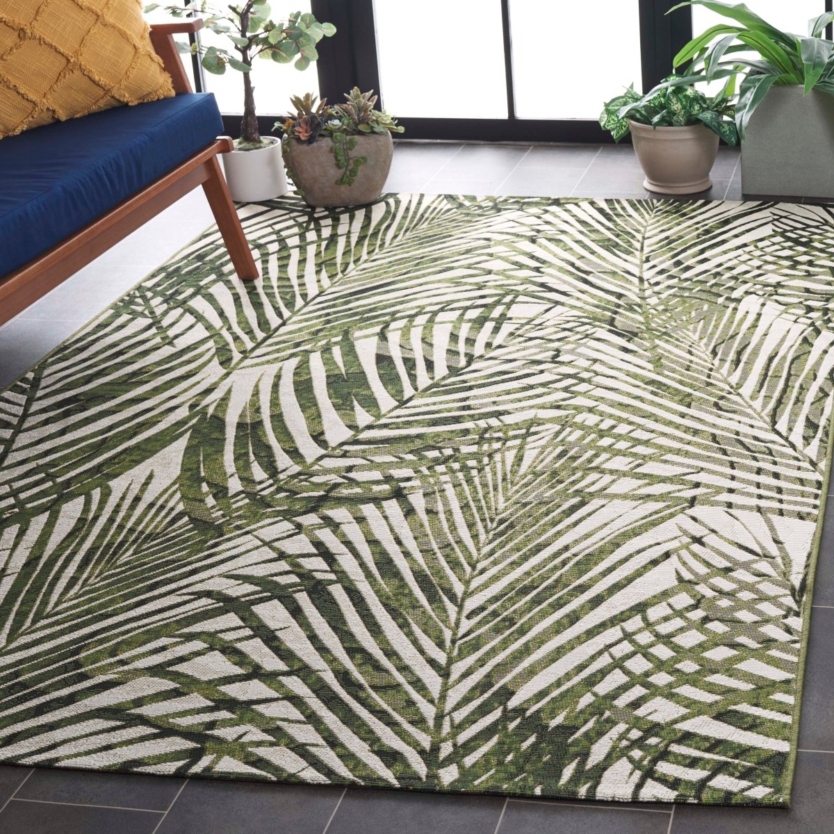 Safavieh Barbados Bar564A Ivory/Green Rug.